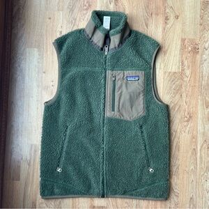 Men’s Patagonia Retro Fleece Vest Green Brown Small